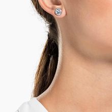 Pendientes de botón Una Angelic, Talla redonda, Blancos, Recubrimiento en rodio