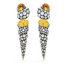 Pendientes Idyllia, Diseño asimétrico, Talla redonda, Concha de mar, Blancos, Combinación de acabados metálicos